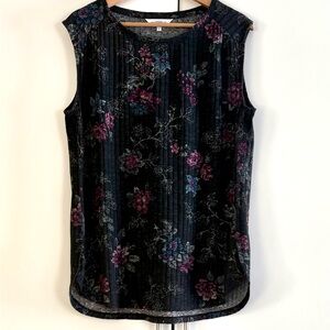 Northern Reflections Floral Tank Top - Size L - Distressed
